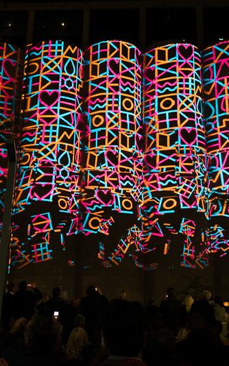 Fabian Humphry turns stable structures into shifting creation.