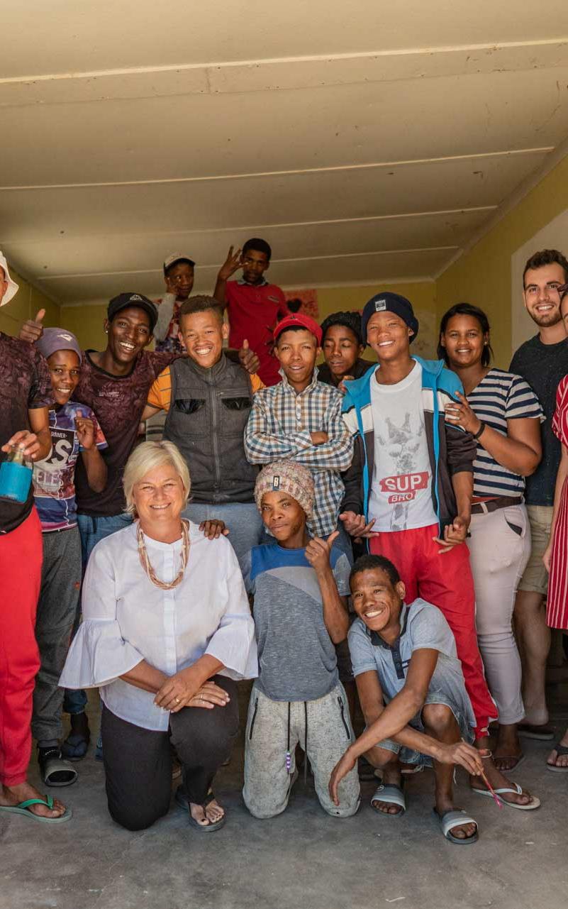 Helping kids to pursue a better future 