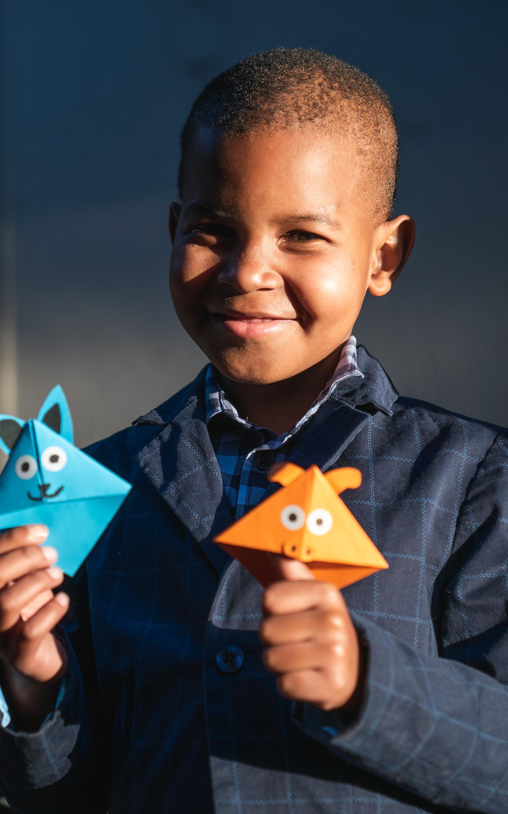 Omphile , solved the unemployment with paper animal making.