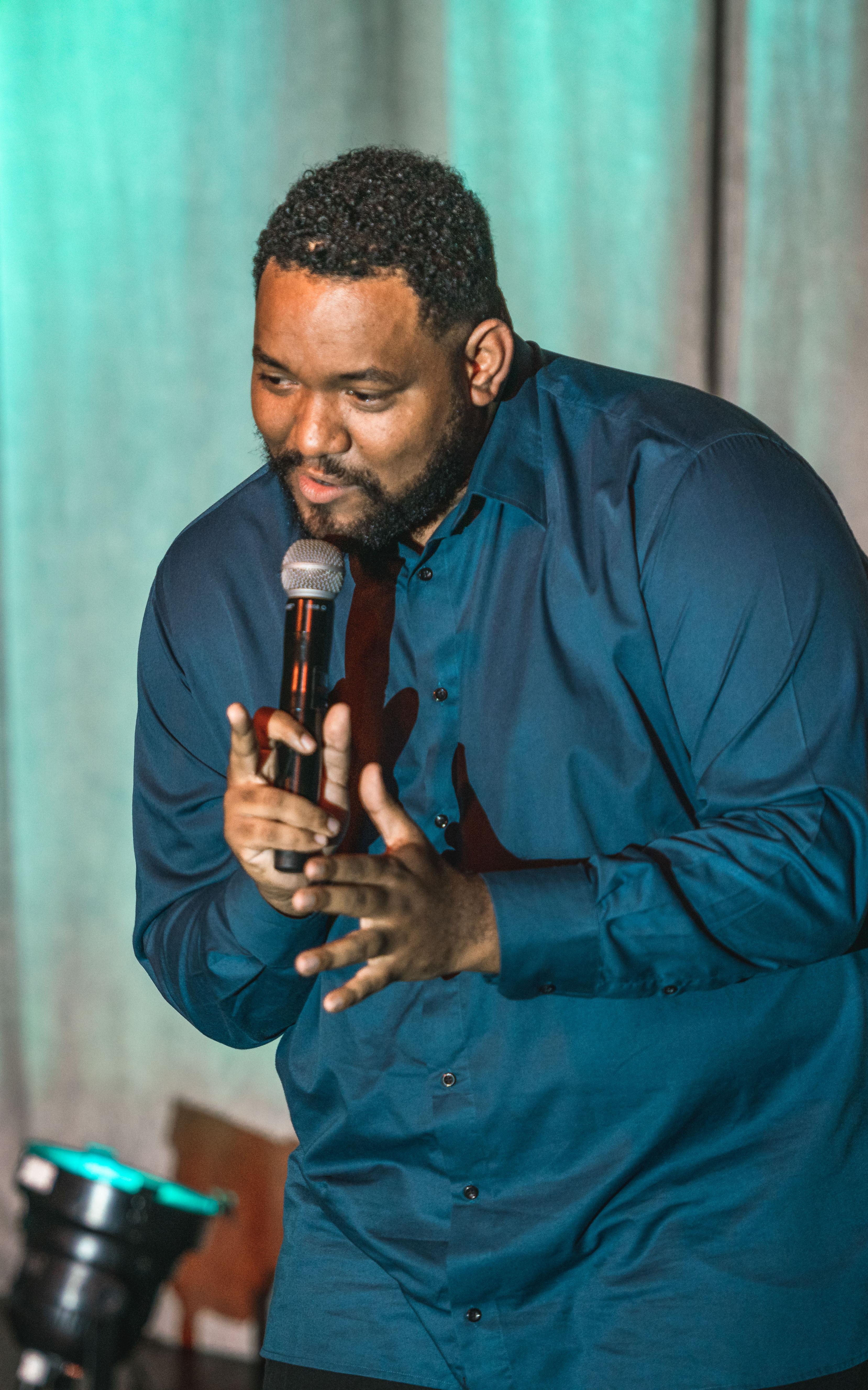  the comedian embarked on a world tour of 21 countries.