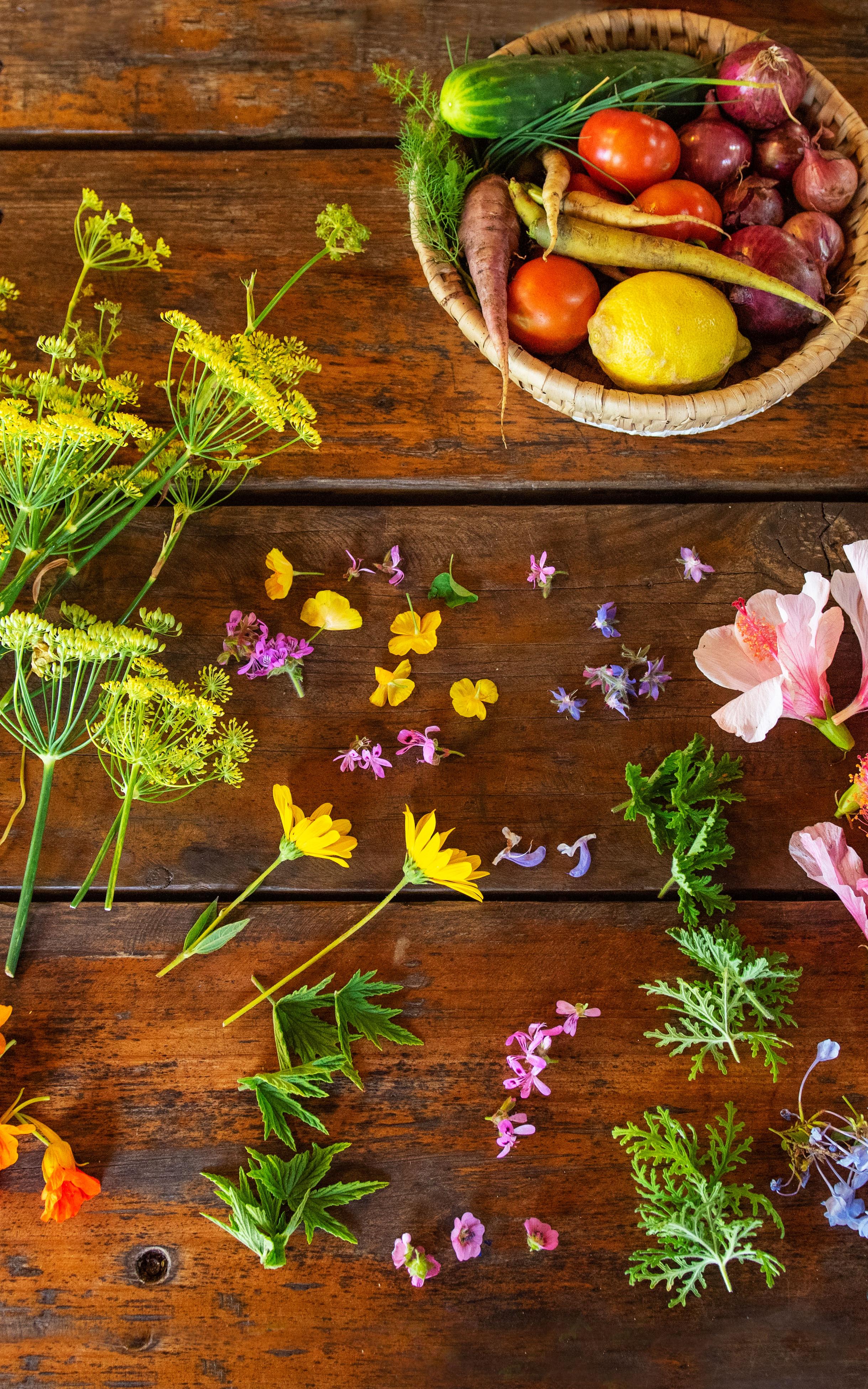 Foraged flowers
