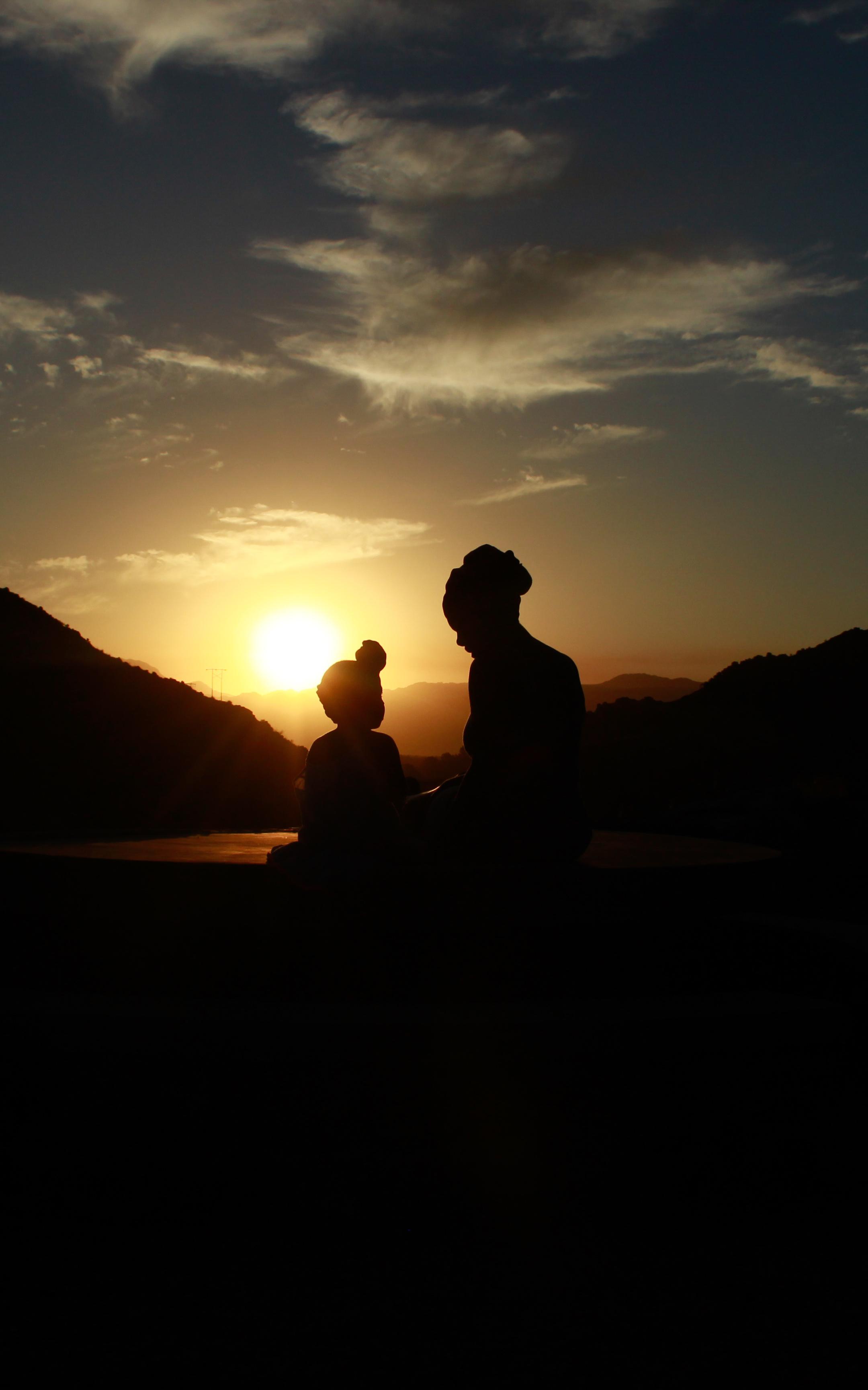 The photographer sharing powerful snapshots of our kindred journeys