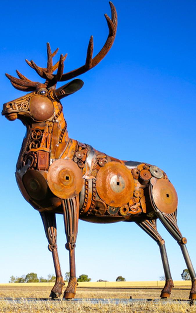 Forged from scrap metal, this artist's creations preserve at-risk wildlife.