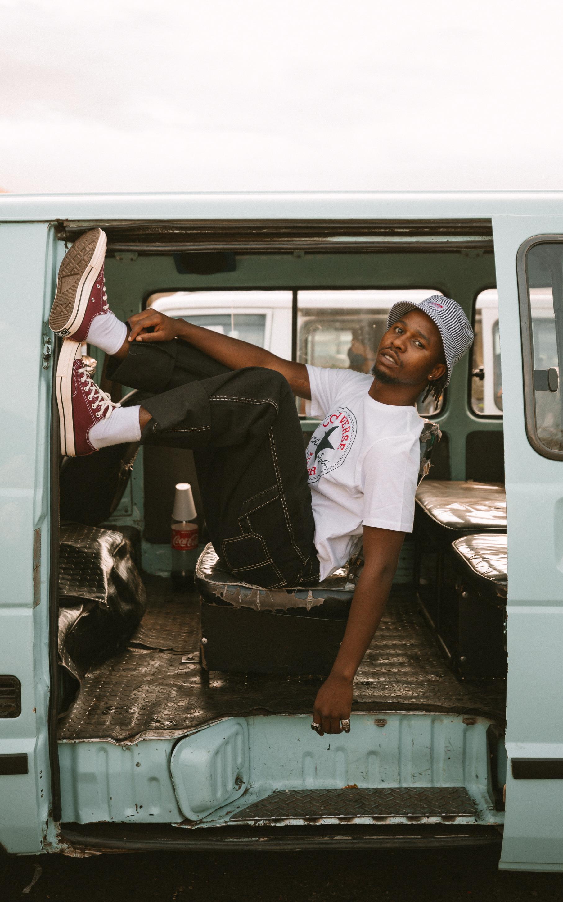 beautiful news taxi driver