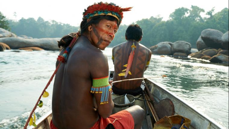 Beautiful News- Kayapó people canoeing down a river. 