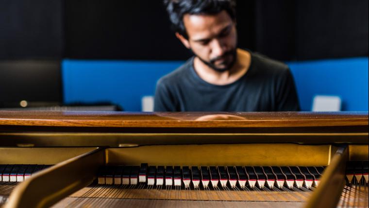 he pianist forging connection through improvisation