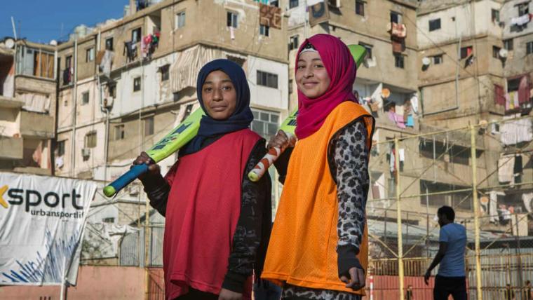 Beautiful News-Young girls holding cricket bats